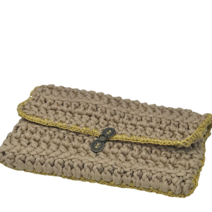 Bolsa de mão Nude fecho dourado envelhecido - Artesã Cida Lopes
