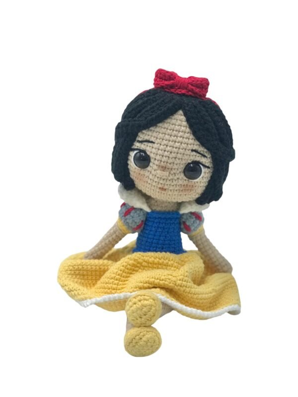 Branquinha de Neve Amigurumi - Artesã Adriana Souza