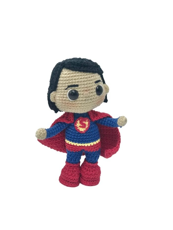 Super Hominho Amigurumi - Artesã Adriana Souza - Imagem 2